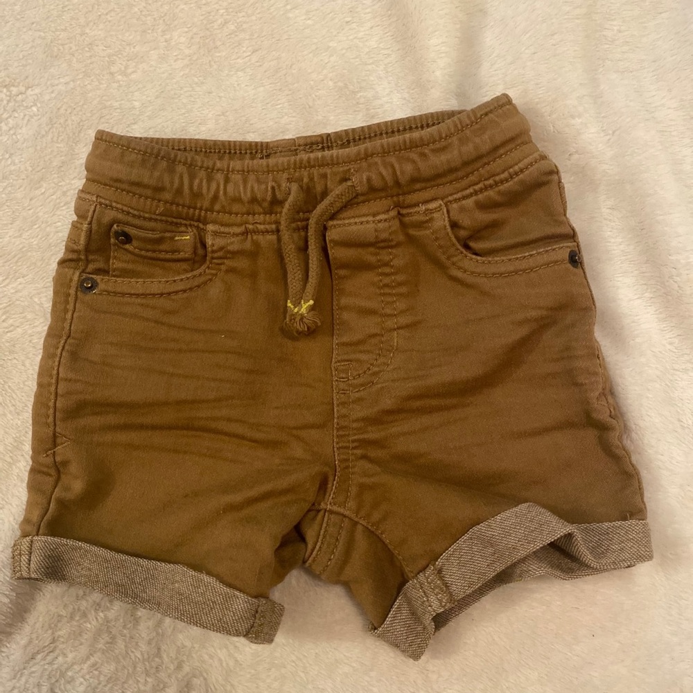 Cat & Jack khaki shorts